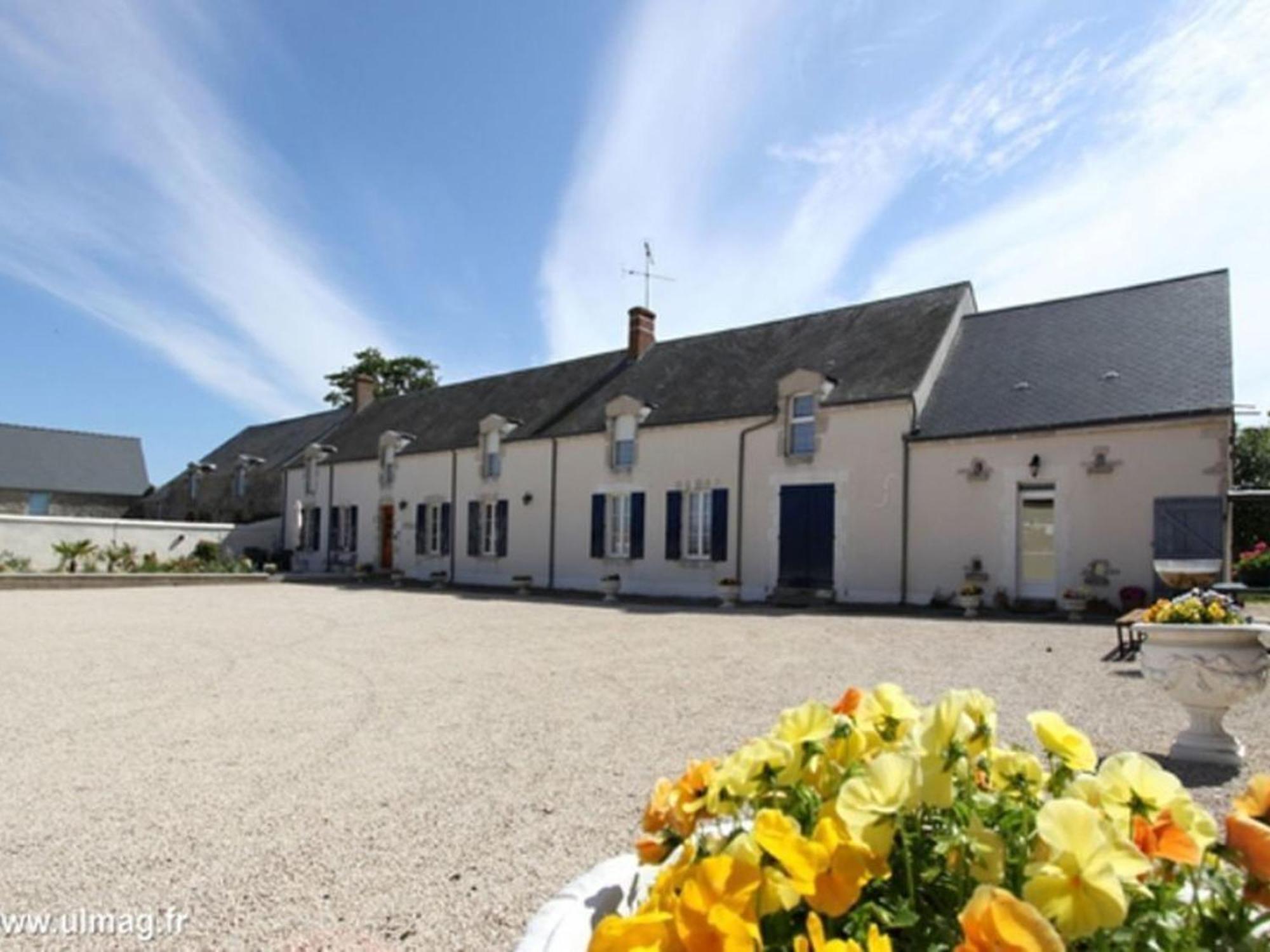 Ferme Renovee Au Calme - 4 Chambres, Petit-Dejeuner Inclu - Fr-1-590-450 Cravant  Eksteriør billede